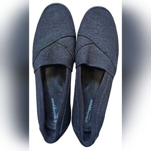 Grasshoppers Women's Black/Charcoal Canvas Slip-On Shoes, Size 7½